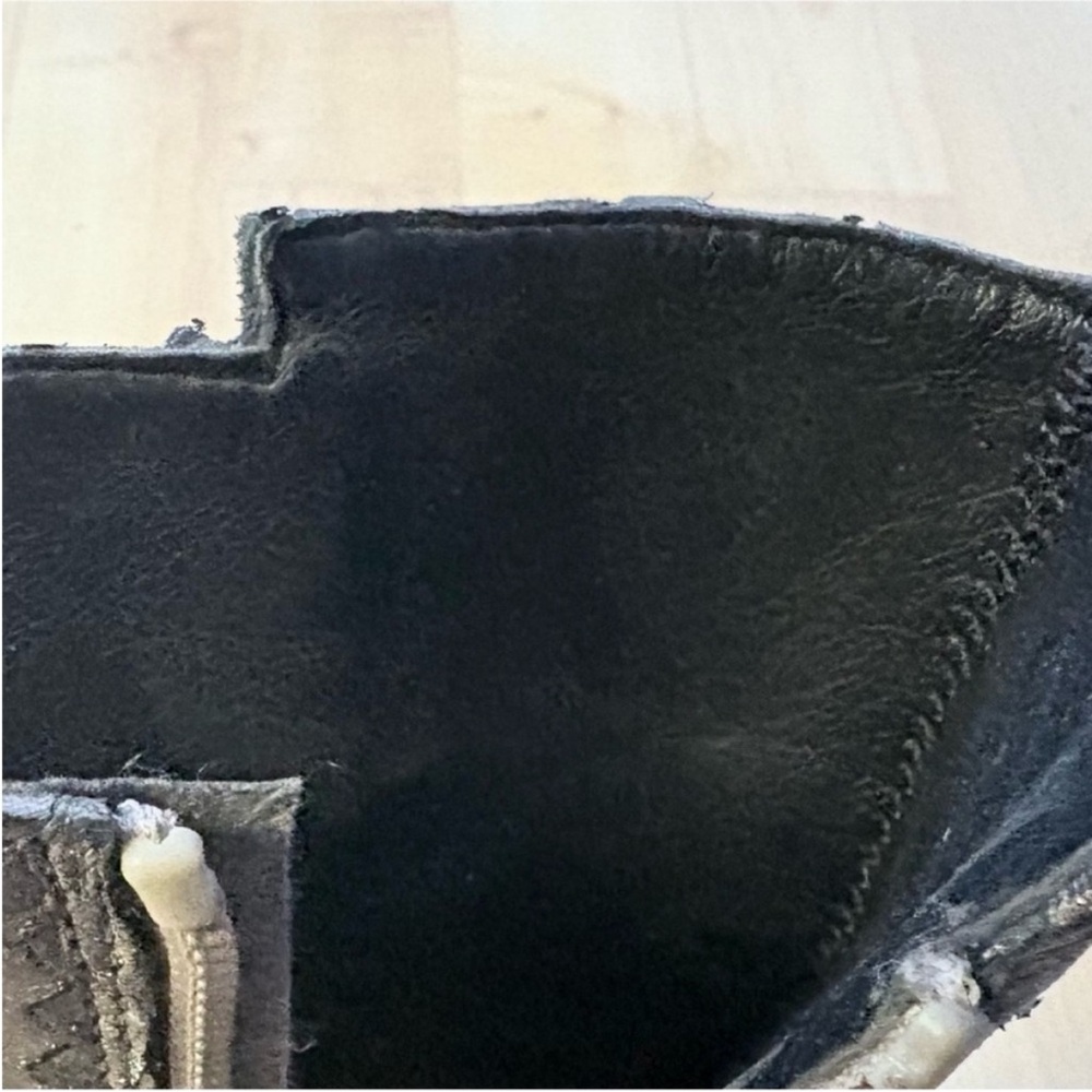Silver Leather Platform Boots. - Picture 8 of 10